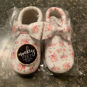 Monkey Feet Unicorn Moccs